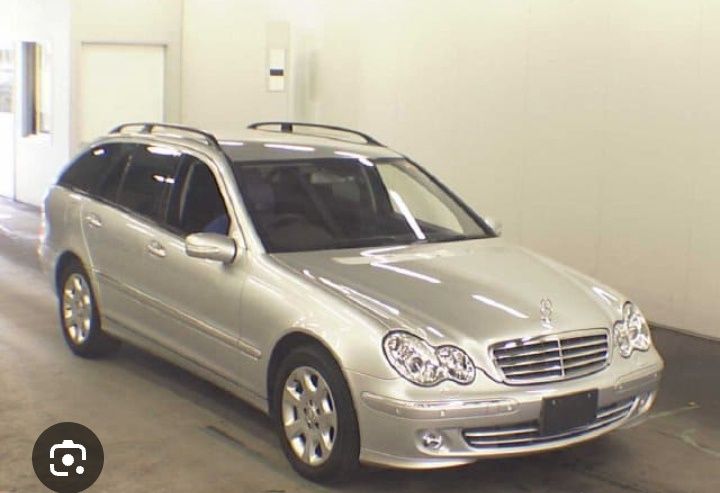 Dezmembrez Mercedes C270 CDI  C180 2.2cdi C180 2.0i kompresor  an 2004