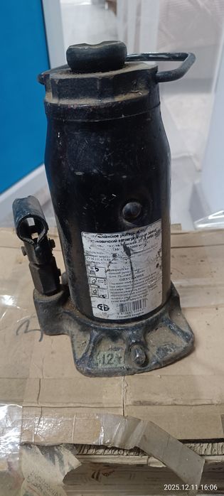 Продам Домкрат(новый).