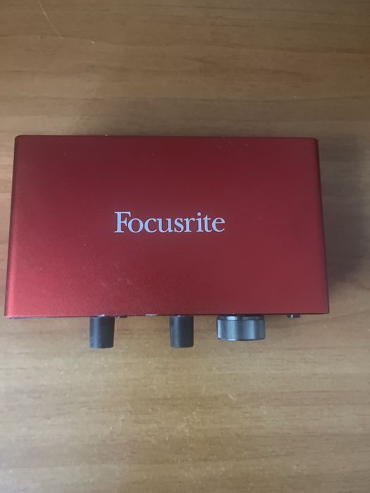 Vand Boxe Profesionale Adam T7V cu placa de sunet