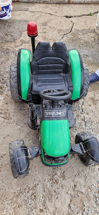 Tractor copii electic