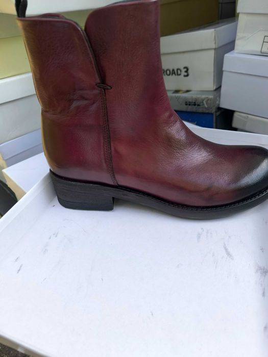 Papuci dama din piele ,doar Iași , preț avantajos ! nu se da la bucata