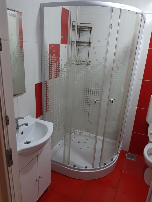 Camera de inchiriat utilități incluse în pret