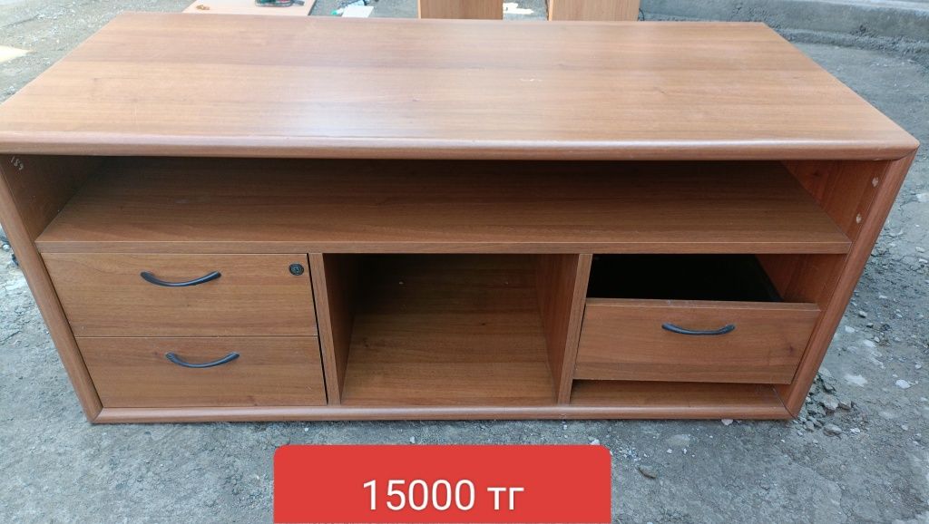 Продам офисную мебель
