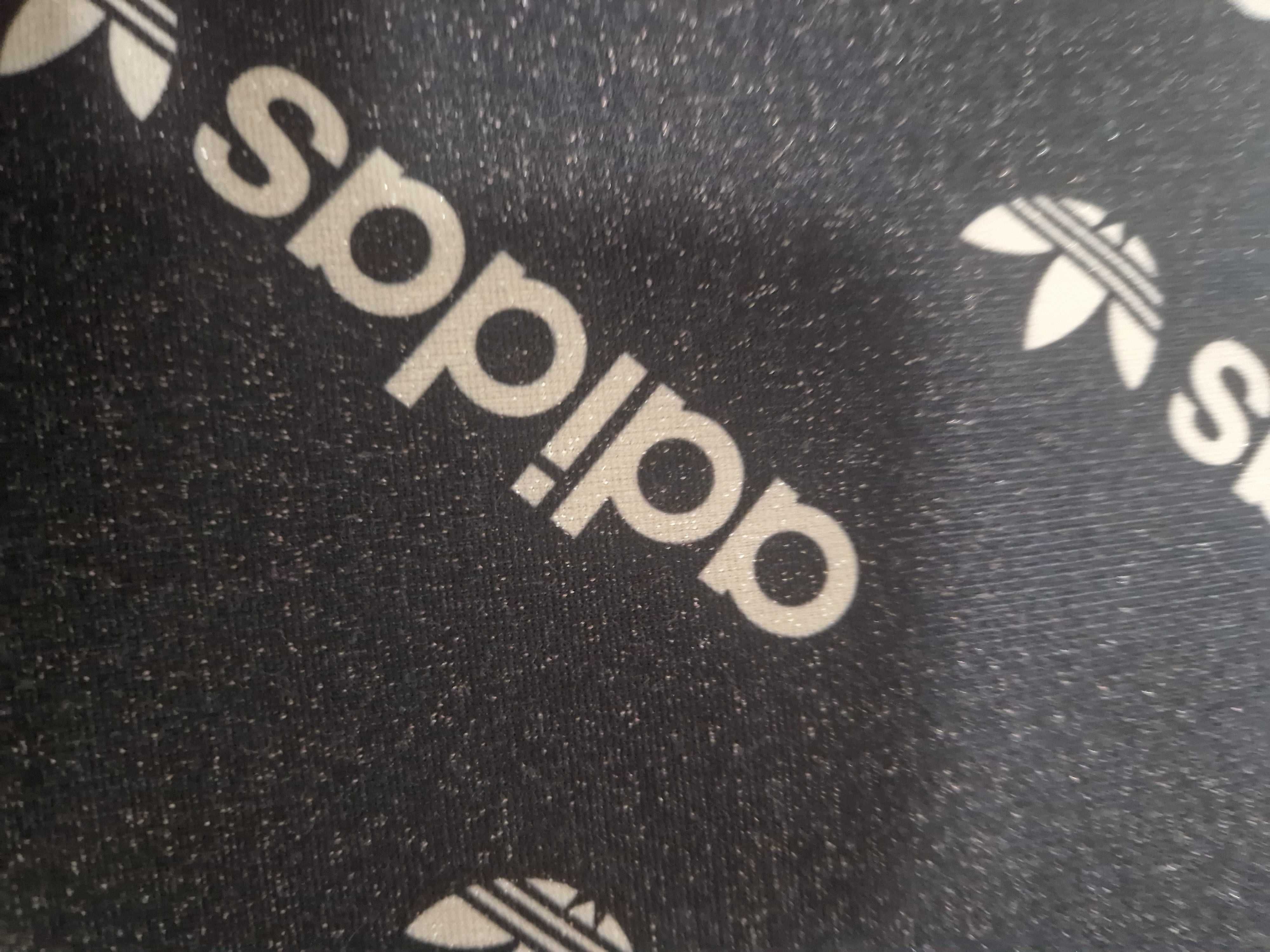 Оригинална Adidas блуза.Нова с етикет