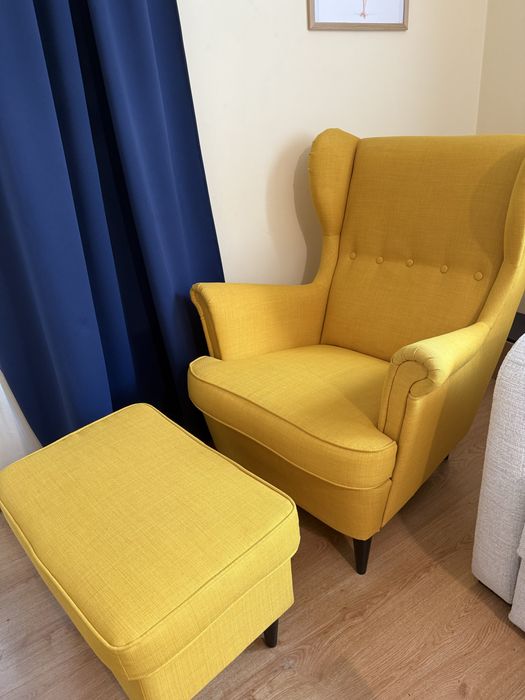 Жълт стол (кресло) STRANDMON