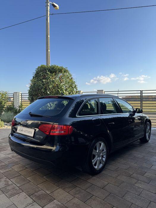 Audi a4  /  2.0 TDI  /  senzori,incalzire scaune,xenon