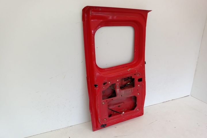 Usa Batanta stanga spate Nissan Primastar  seria