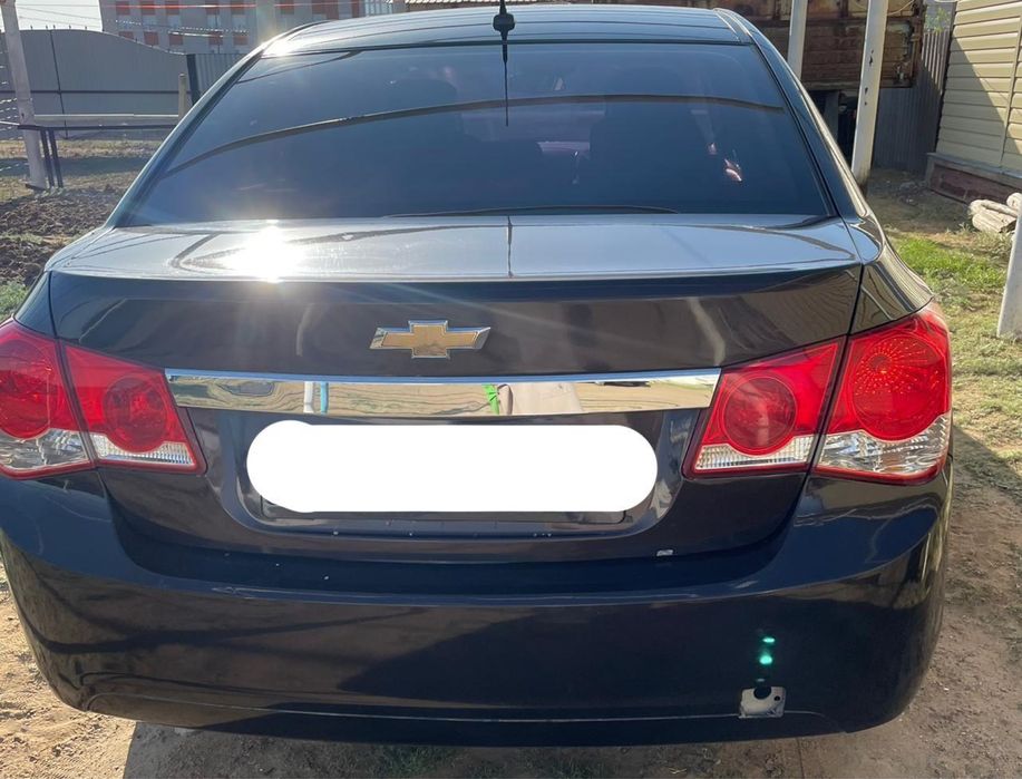 Продам автомобиль марки Шевролет круз, обьем 1,6