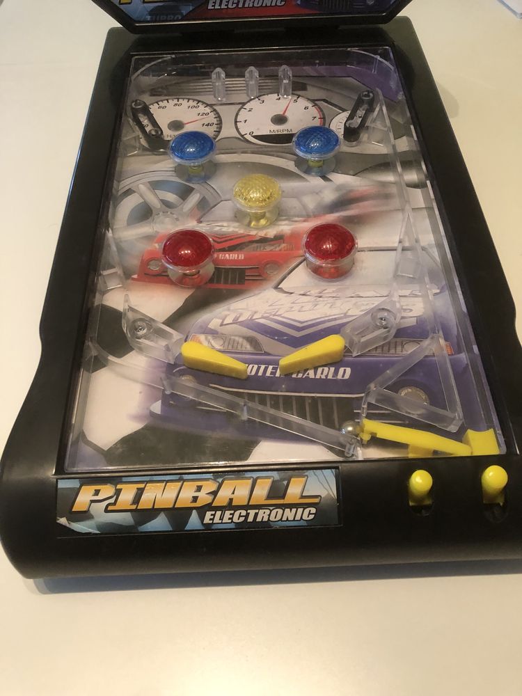 Vând joc Pinball
