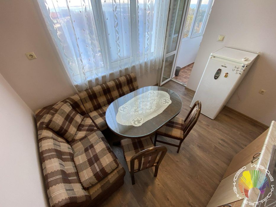 Дава се под наем Двустаен апартамент в Бургас, Лазур - 64 кв.м за 382.5 € - Снимка #12