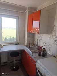 Apartament 2 camere cf 1 semidecomandat zona Micro 3