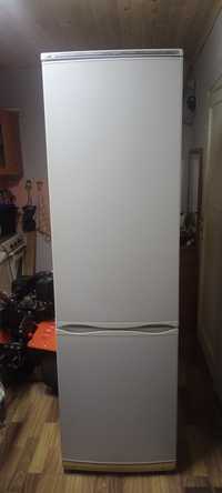 Продам холодильник Атлант