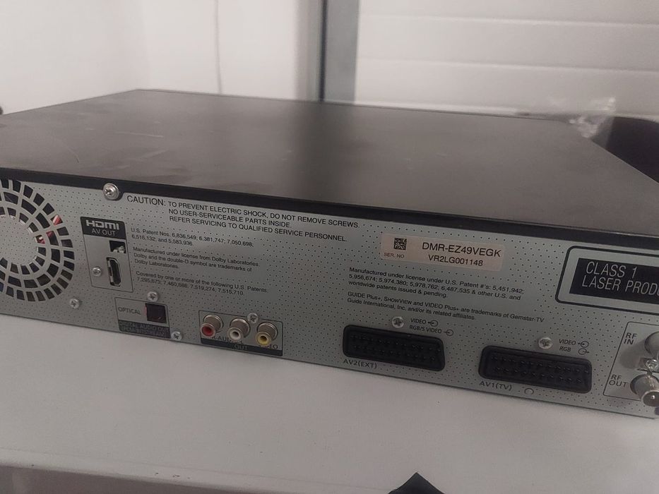 Combo Panasonic DMR EZ49 VHS-DVD impecabil