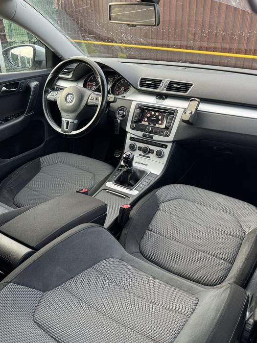 Volkswagen Passat Alltrack 2.0 TDI 2012 Recent adus