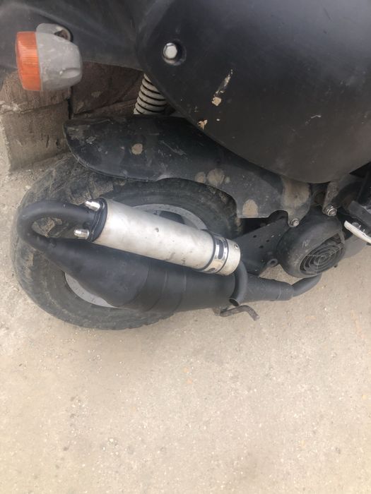 Vand scuter aprilia sau achimb cu subwoofer