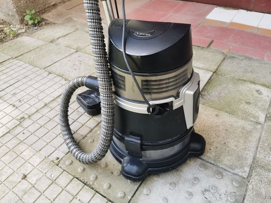 Професионална прахосмукачка Aura cleanmax dplus