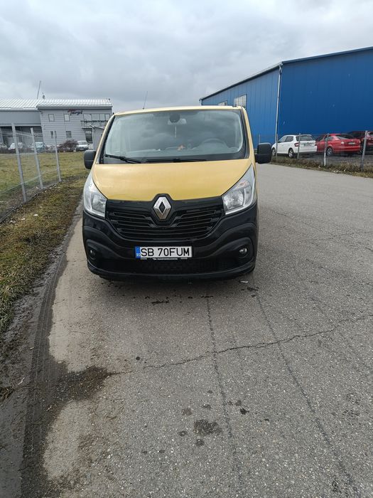 Renault Trafic 2015 lung camera marsalier / schimb cu hala