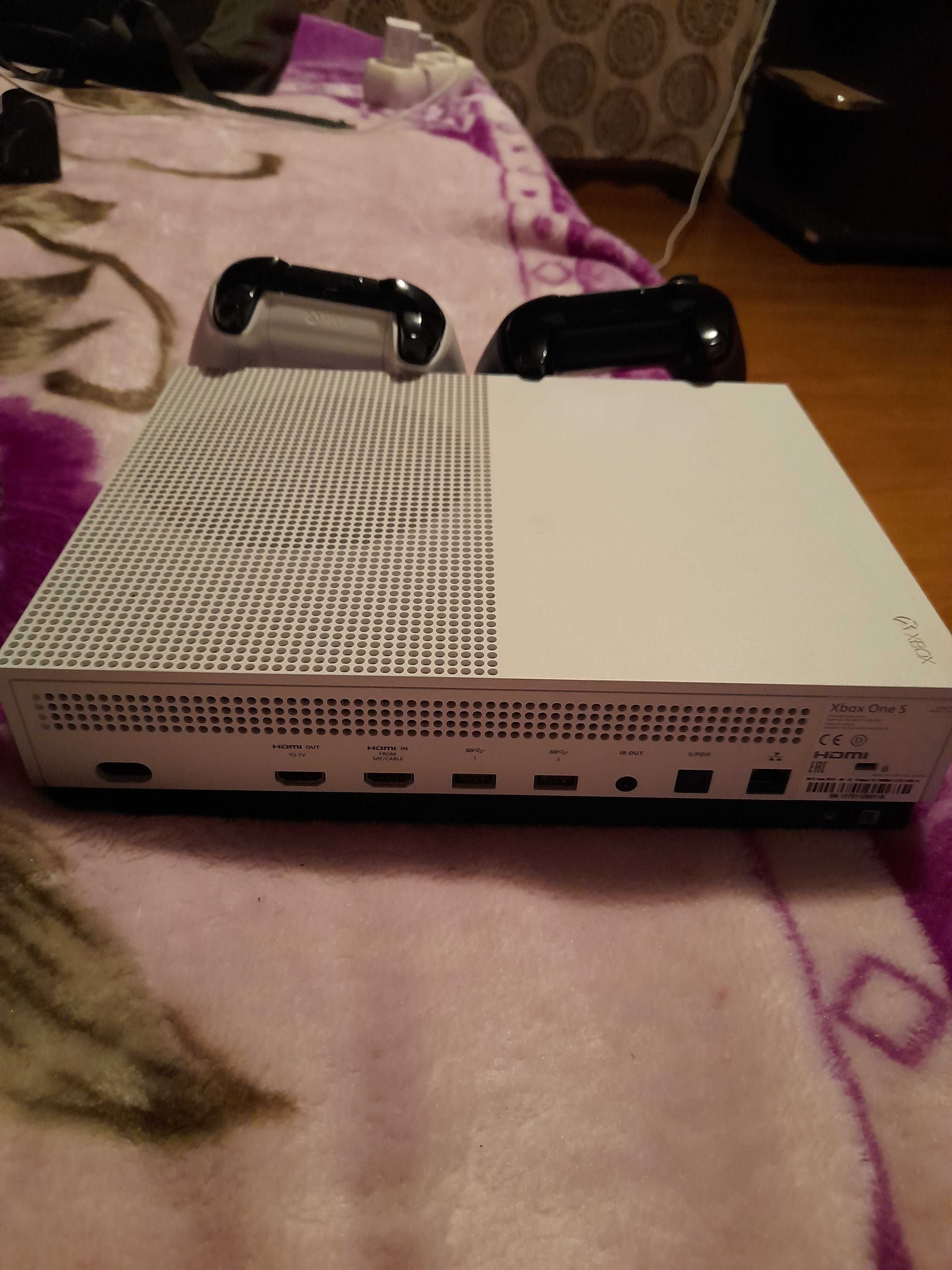 xbox one s 1th spatiu stocare