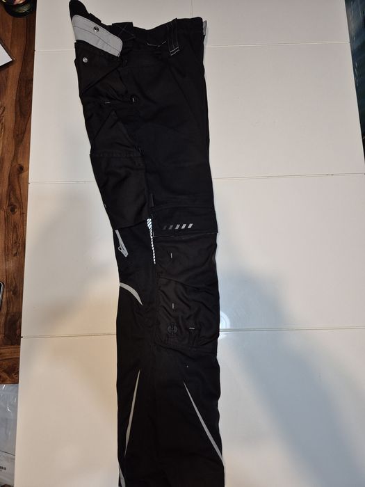 Engelbet Strauss  46 / M motion pantaloni  lucru
