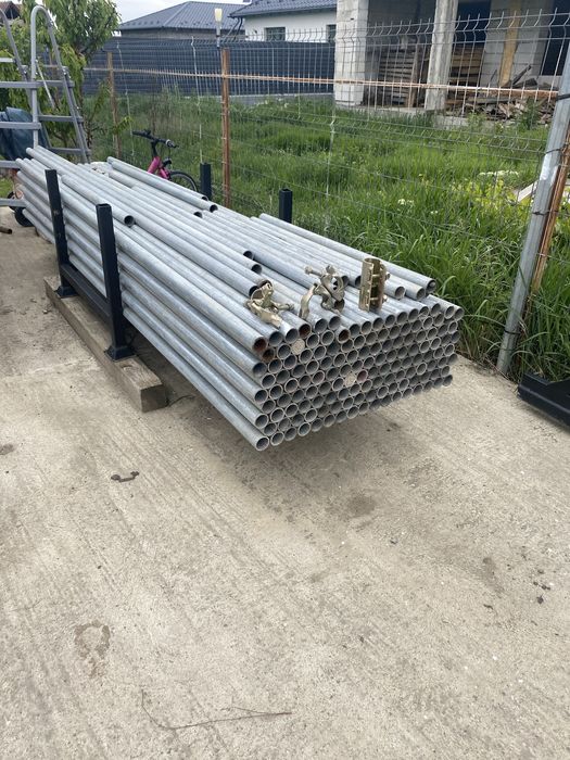 Vând tiavă 100% galvanizată si accesorii de prindere