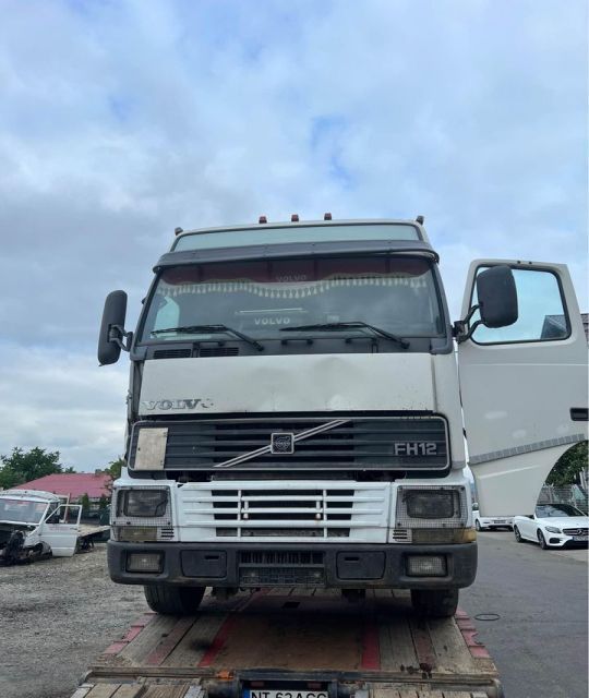 Dezmembrez Volvo FH generatia [1998 - 2002] Autospeciala
