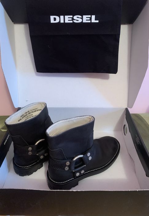 Vand ghete diesel originale marimea 35