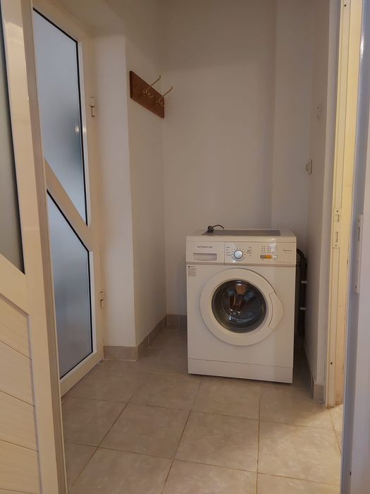 Închiriez apartament 2 camere mobilat