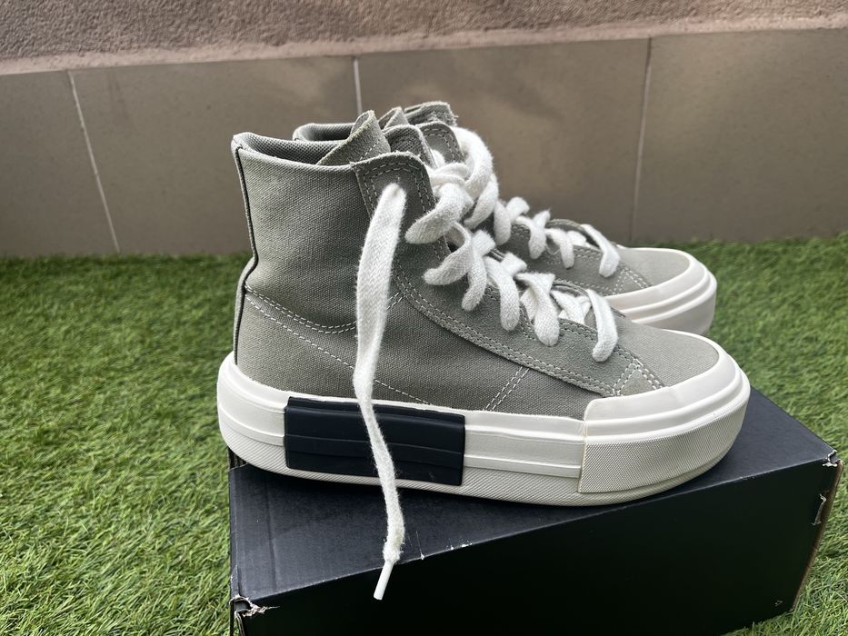 Чисто нови дамски кецове Converse