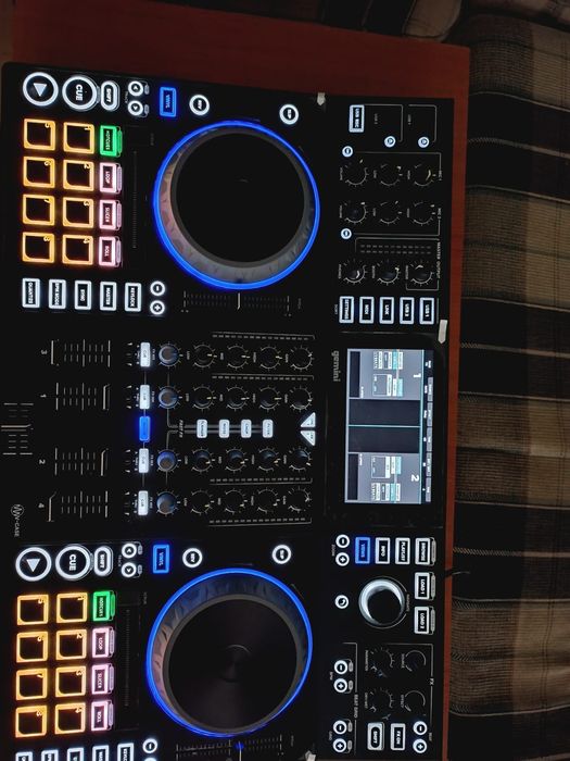 Vând consolă marca Gemini sdj 4000
