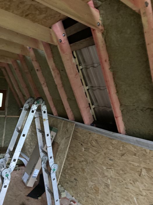 Montez Ferestre de mandarda Velux Fakro Roto si alte marci