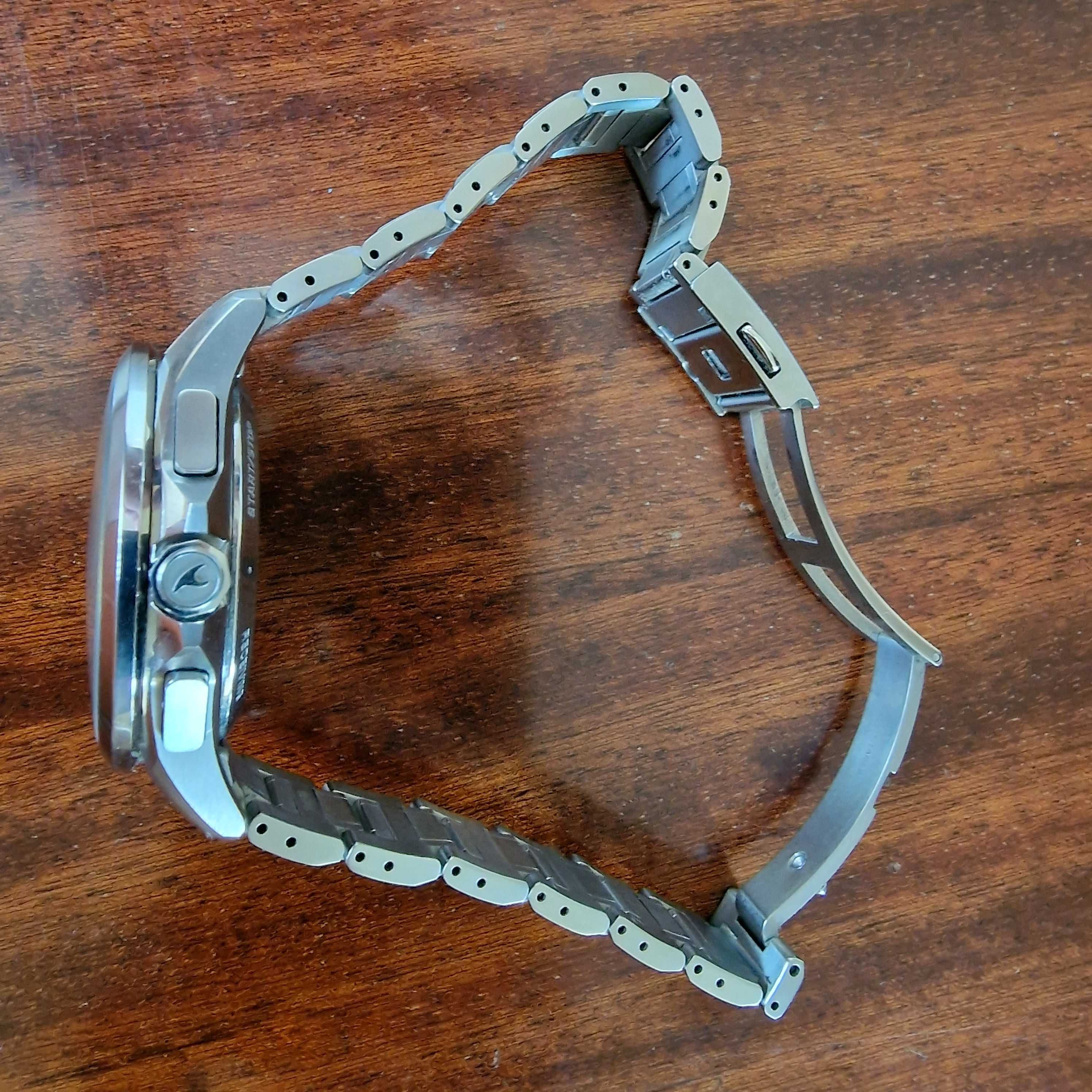 Часовник Casio Oceanus OCW-G2000-1AJF Sapphire Cristal