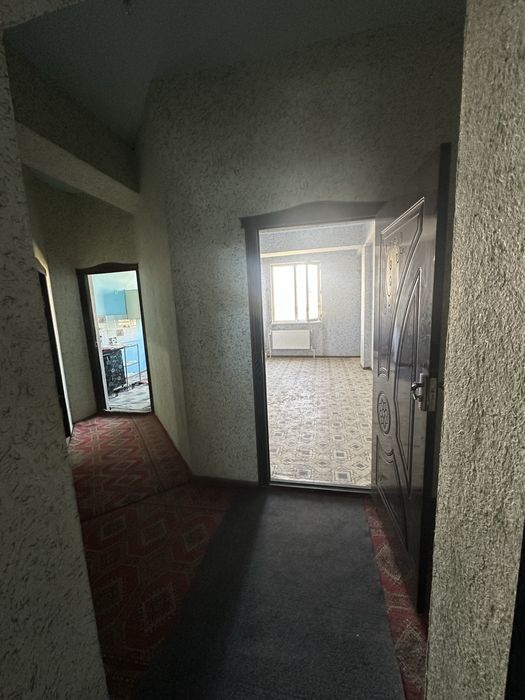 1 хоналик уй сотилади