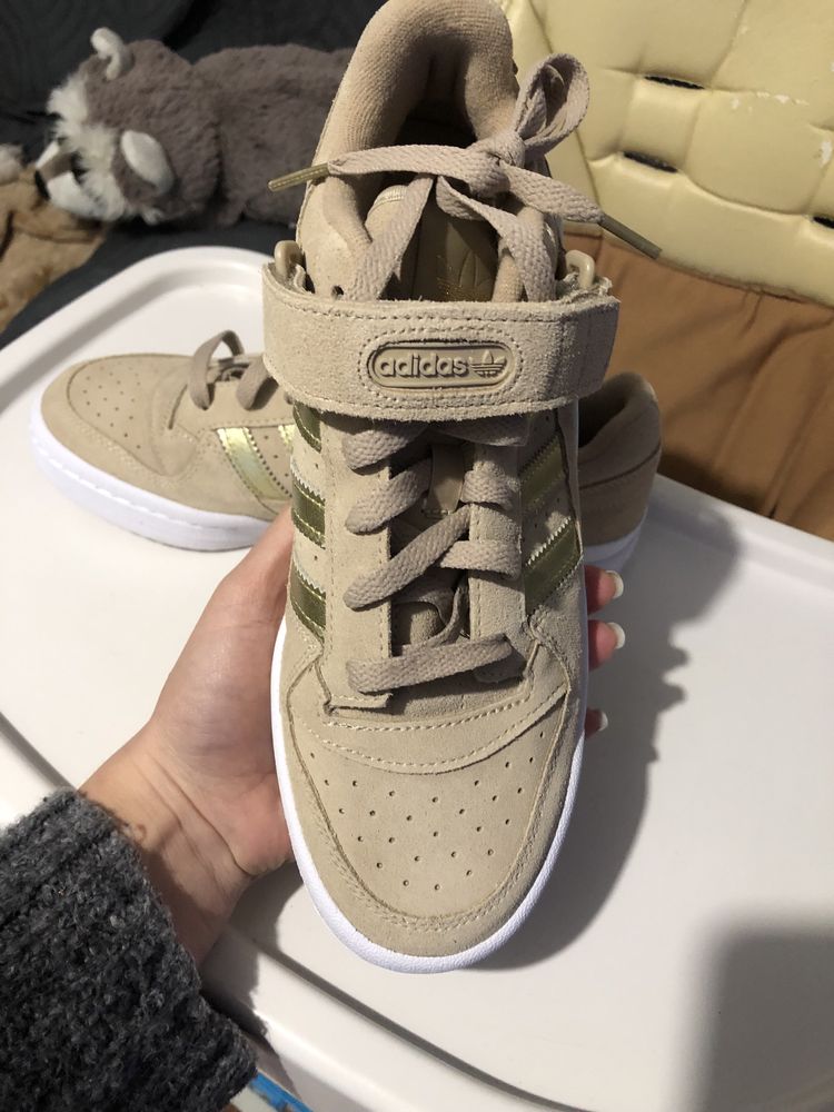 Adidasi Adidas dama piele naturala