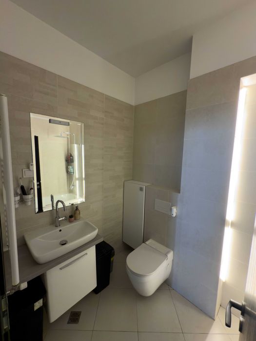 Proprietar vand apartament 3 cam, 66mp, et8/10, bloc 2020, Nicolina1
