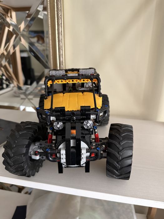 4X4 X-treme Off-Roader