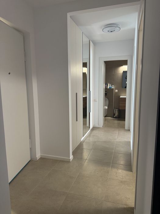 Închiriez Apartament H Lake cu Parcare subterana