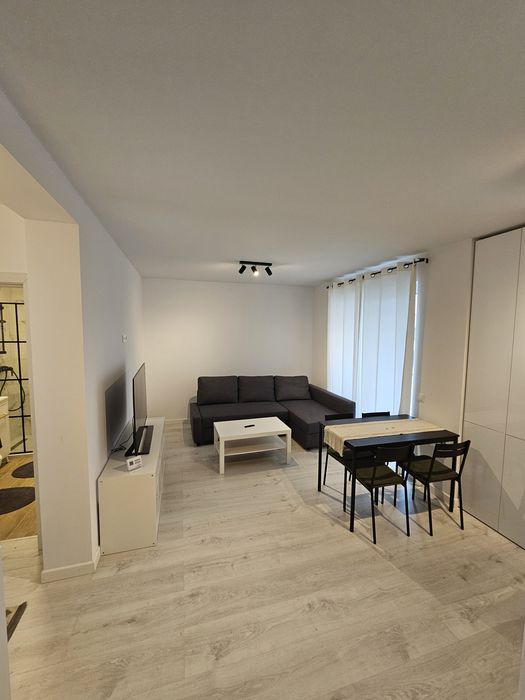 Vând apartament *Nou*