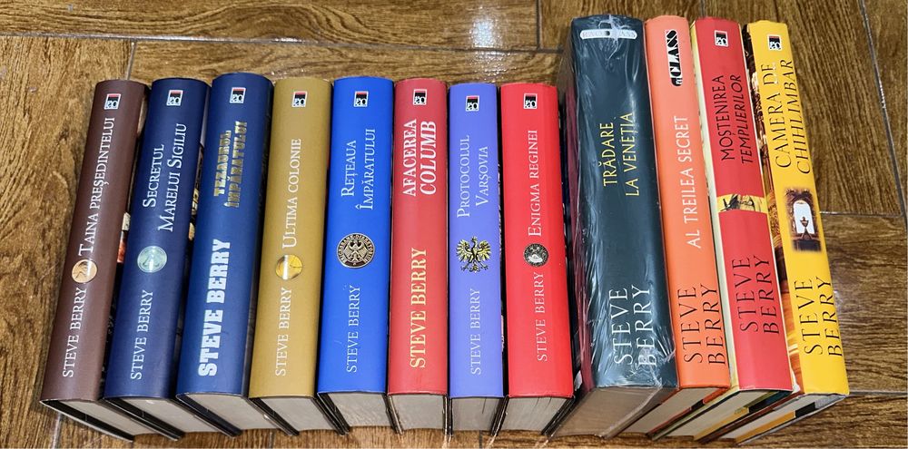 Steve Berry colectie 14 volume cartonate cu supracoperta.