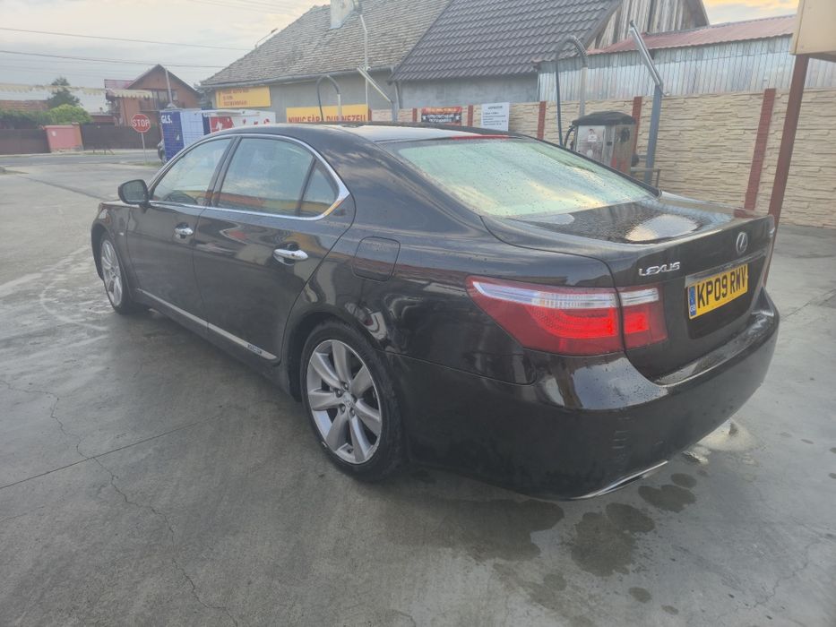 Lexus LS600HL 2009 5.0V8 volan dreapta