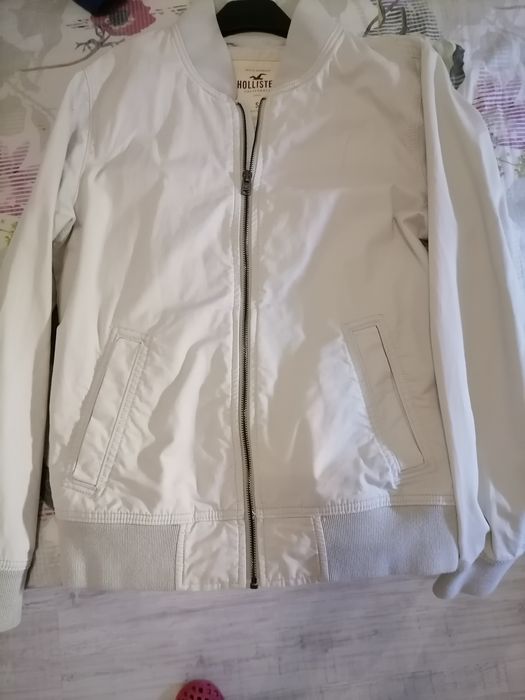 Jack & Jones ,  Tom Tailor ,Holister