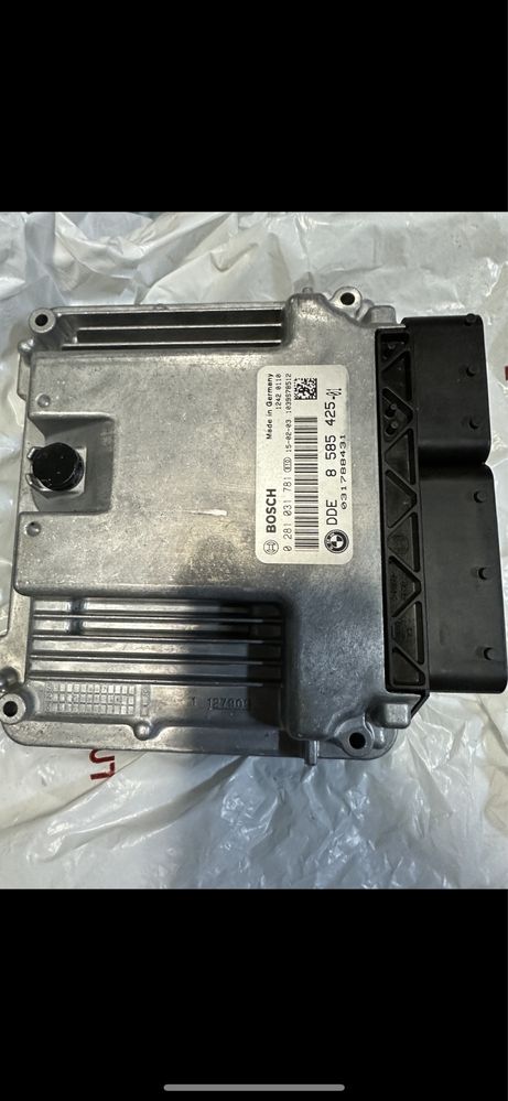 Calculator motor ECU BMW 520d 0281031781