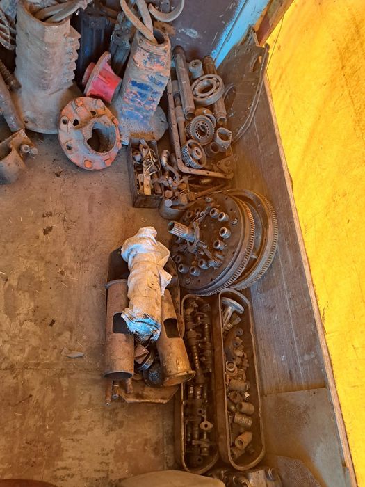 Piese ,rotii complete pentru tractor u650