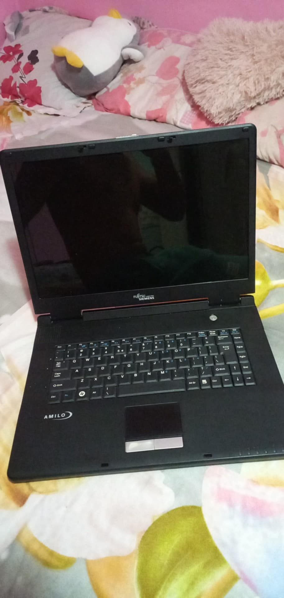 Vând laptop 200 de lei