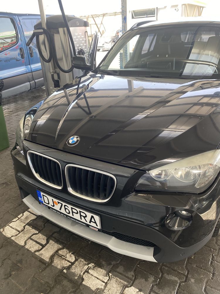 Vând BWM x1 an 2010 nnn