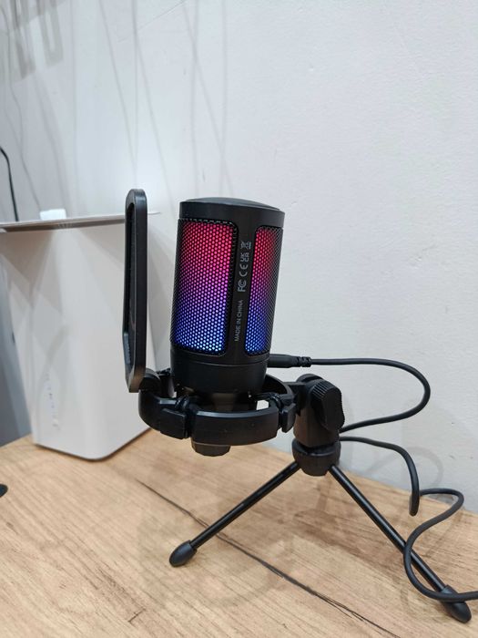 Микрофон Fifine A6V AmpliGame — идеален для стримов игр и записи звука