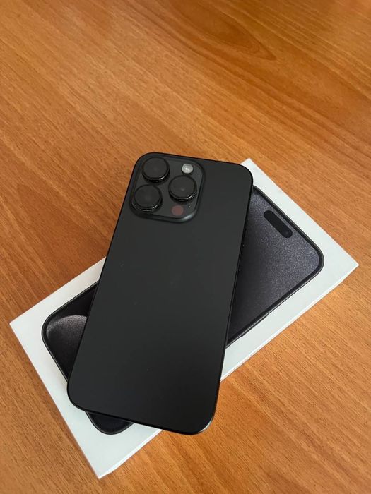 Обменяю iPhone 15 Pro 128gb на iPhone 13 с вашей дп