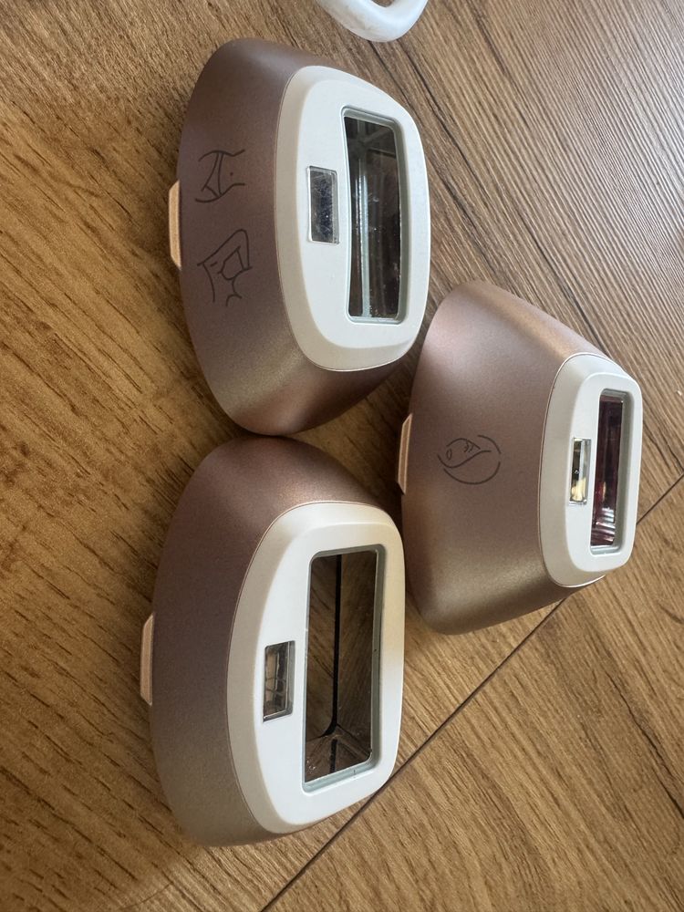 Фотоепилатор Philips Lumea 9900 нов