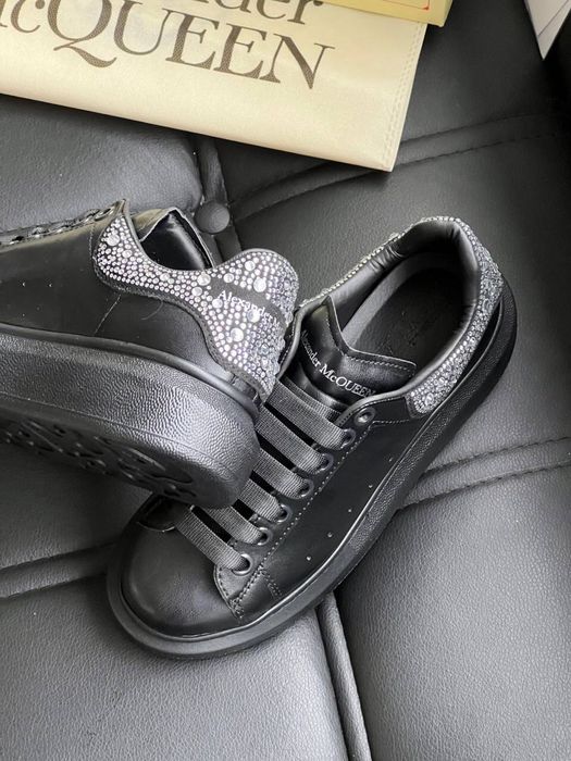 Adidasi Alexander Mcqueen noi