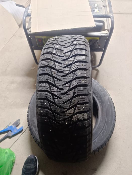 Продается Шины зимние