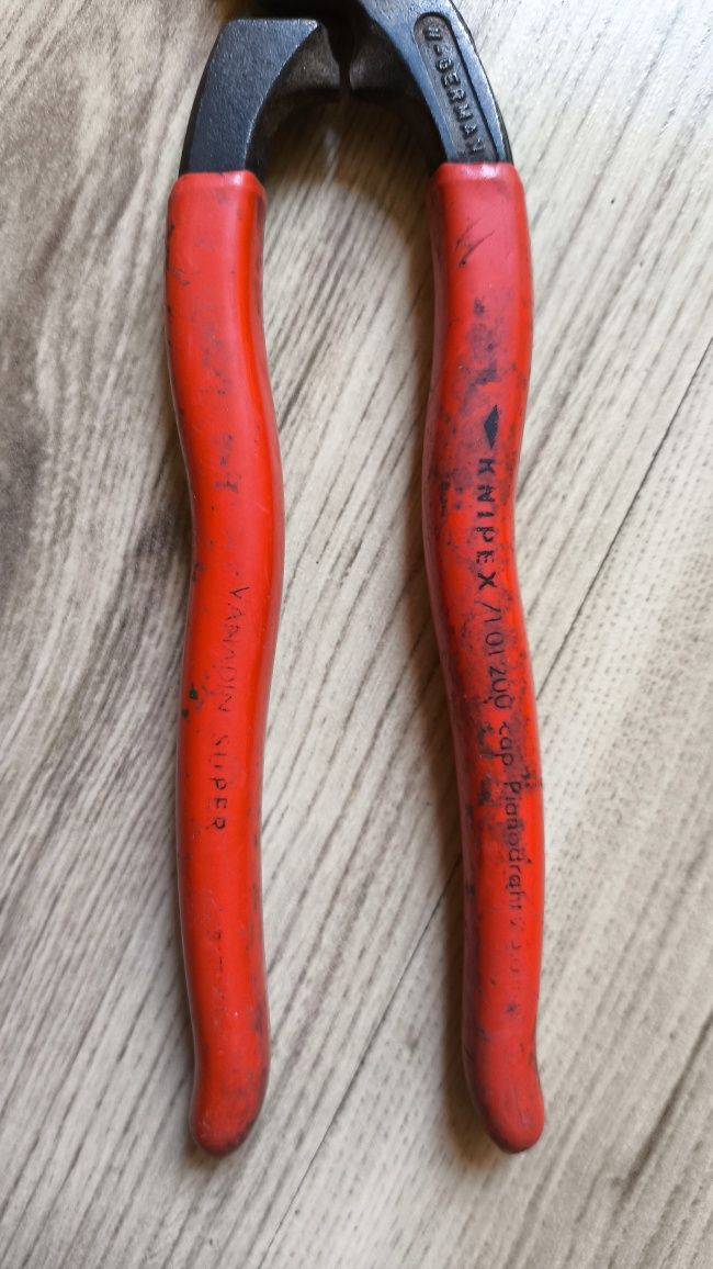 Клещи резачки KNIPEX 71 01 200 CoBolt®черни режат до Ø5,2mm